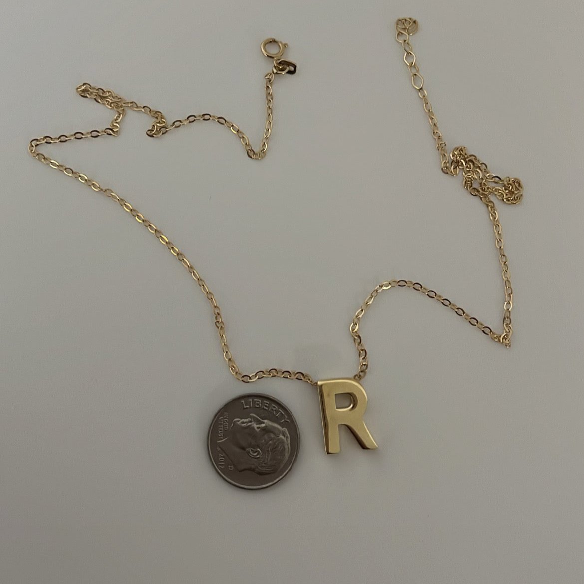 14k solid gold R necklace