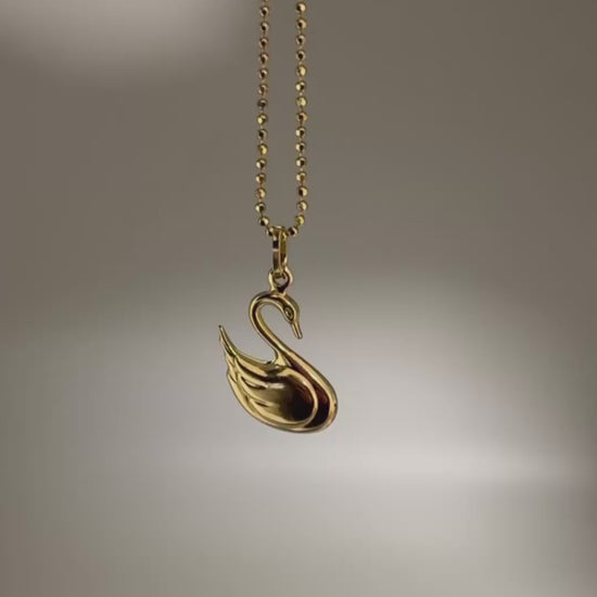 cute swan necklace 